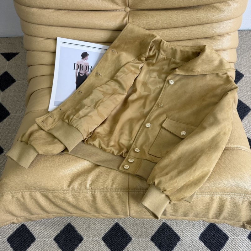 Ch**el outwear